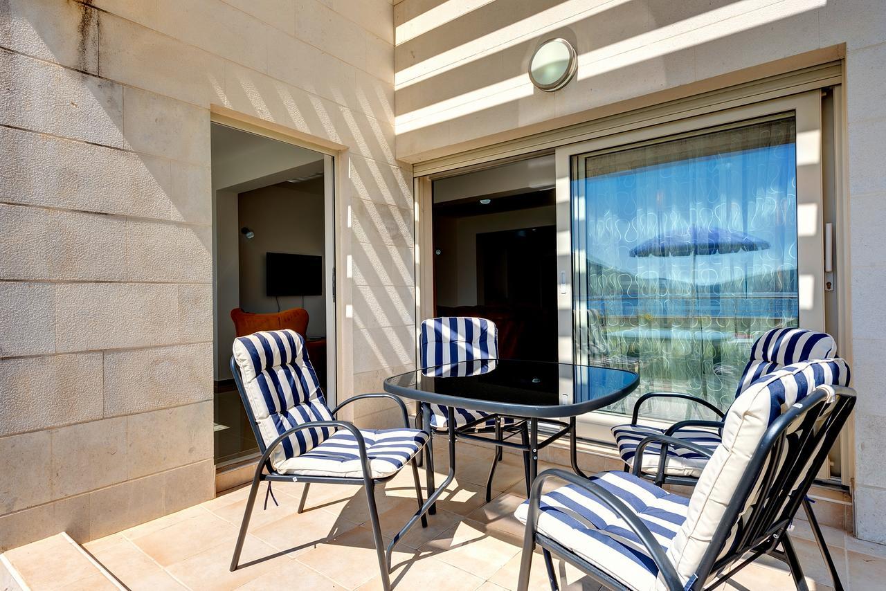 Apartments Villa Adriatic Τίβατ Εξωτερικό φωτογραφία