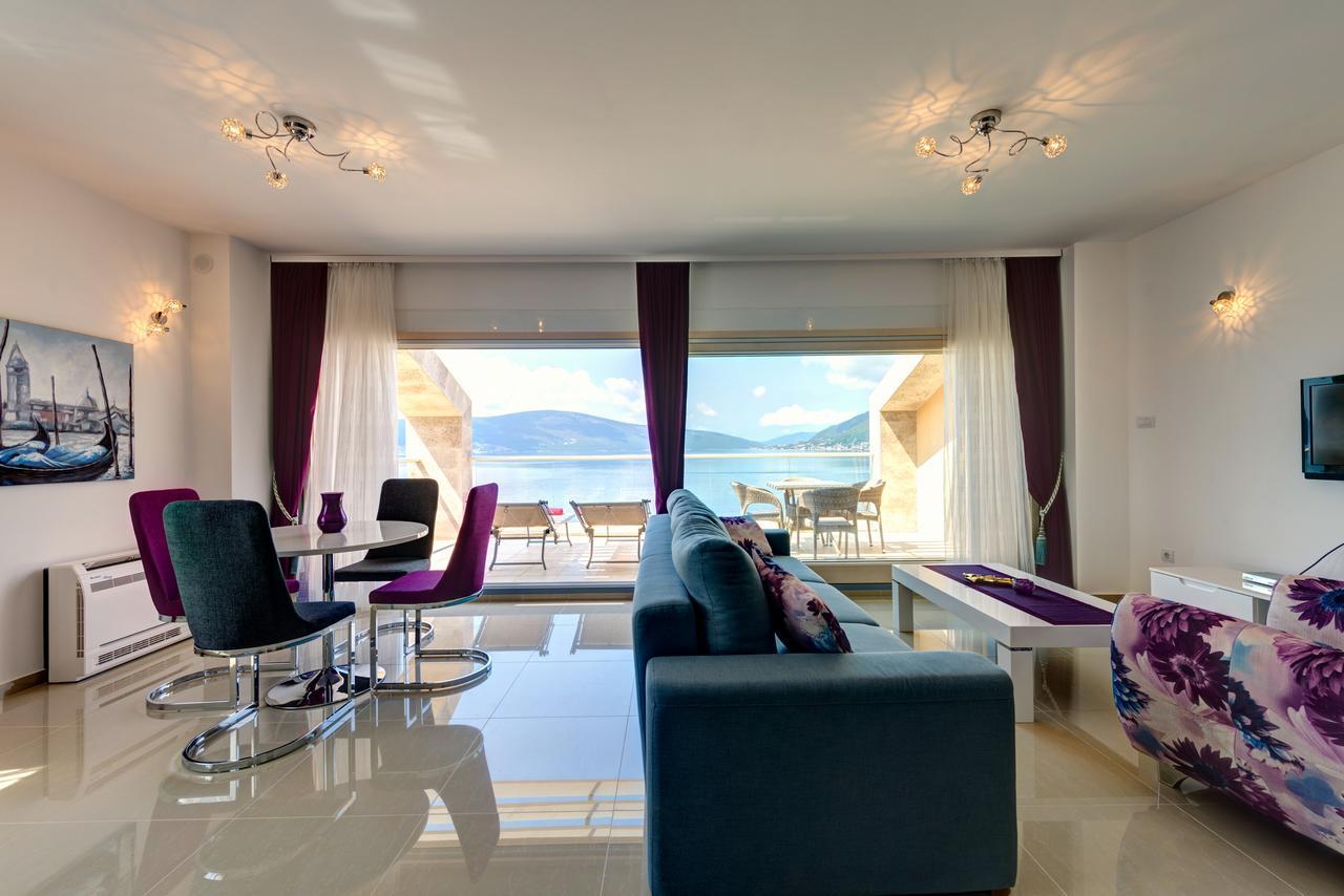 Apartments Villa Adriatic Τίβατ Εξωτερικό φωτογραφία